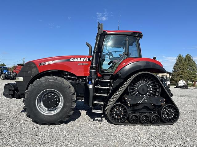 Image of Case IH Magnum 310 Rowtrac equipment image 2