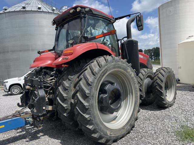 Image of Case IH Magnum 340 equipment image 2