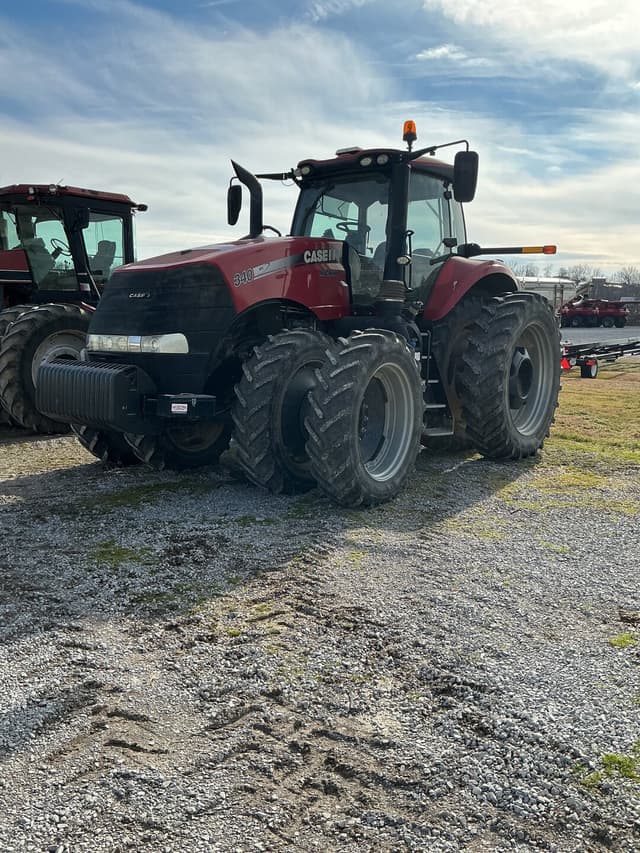 Image of Case IH Magnum 340 equipment image 2