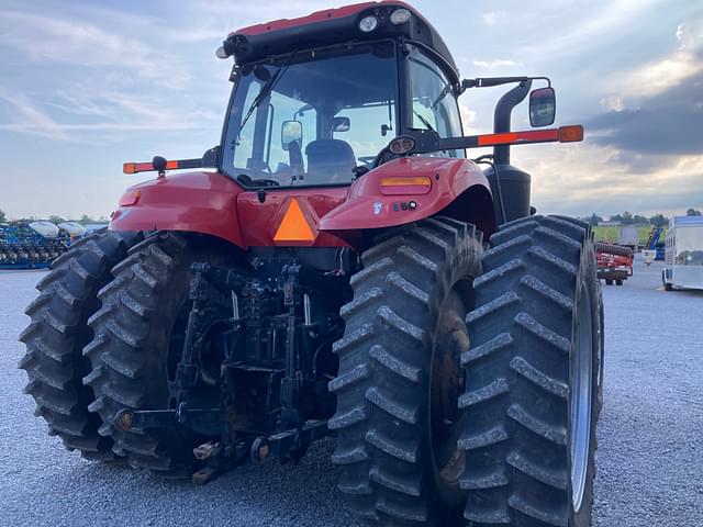 Image of Case IH Magnum 340 equipment image 3