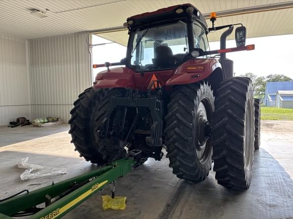 Image of Case IH Magnum 340 equipment image 3