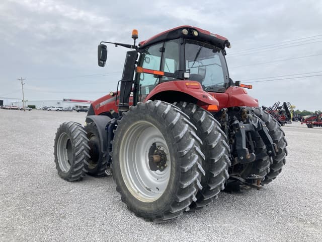 Image of Case IH Magnum 340 equipment image 4