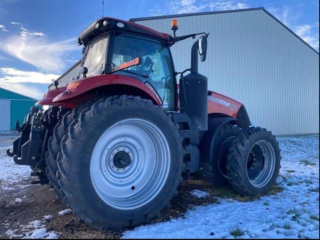 Image of Case IH Magnum 340 equipment image 4