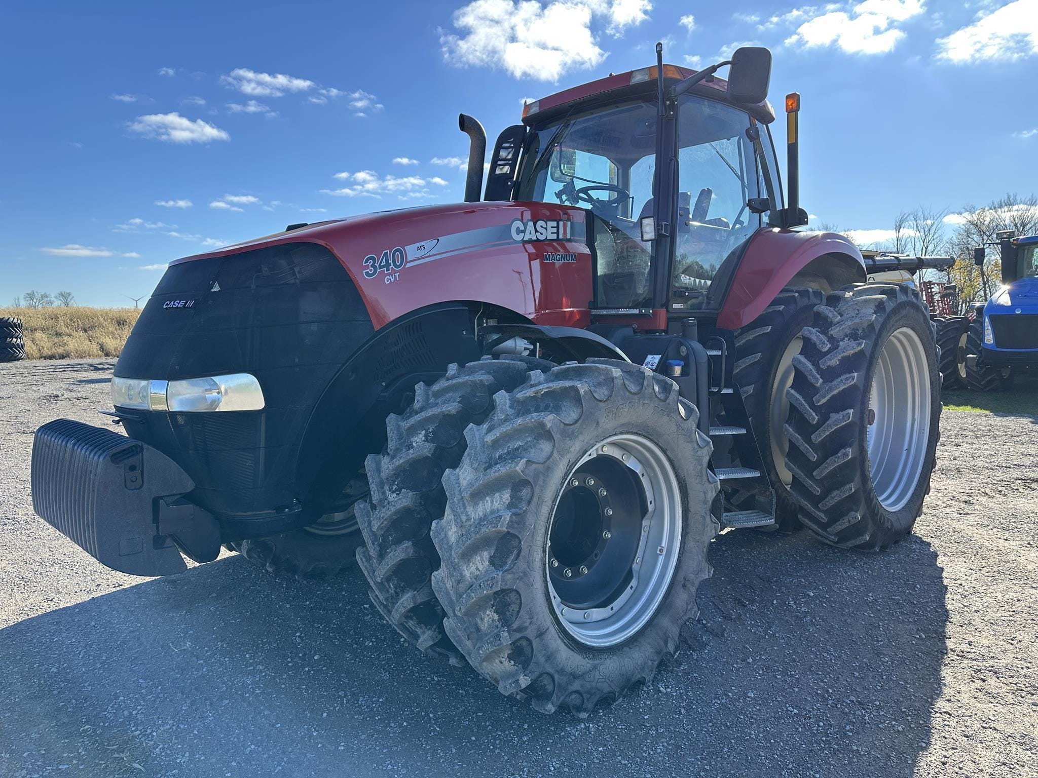 2015 Case IH Magnum 340 Equipment Image0