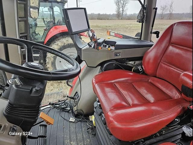 Image of Case IH Magnum 340 equipment image 1