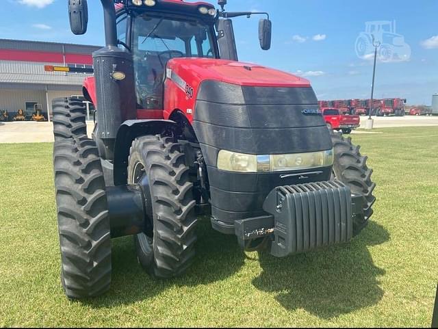 Image of Case IH Magnum 340 equipment image 2