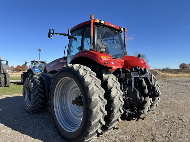 Image of Case IH Magnum 340 equipment image 3