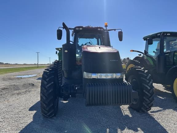 Image of Case IH Magnum 340 Rowtrac equipment image 2