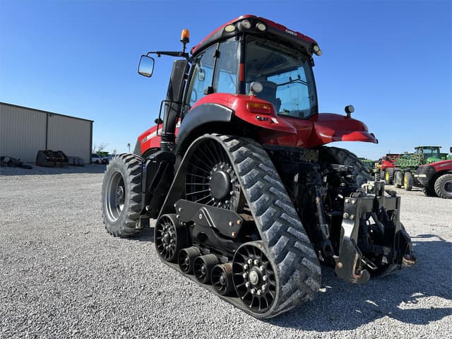 Image of Case IH Magnum 340 Rowtrac equipment image 4