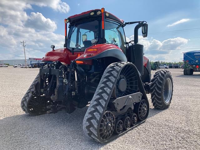 Image of Case IH Magnum 340 Rowtrac equipment image 2