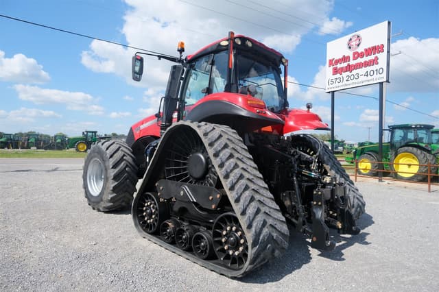 Image of Case IH Magnum 340 Rowtrac equipment image 4