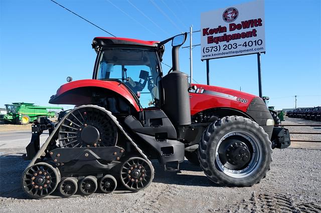 Image of Case IH Magnum 340 Rowtrac equipment image 4