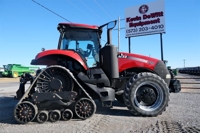 Image of Case IH Magnum 340 Rowtrac equipment image 4