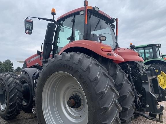 Image of Case IH Magnum 380 equipment image 3