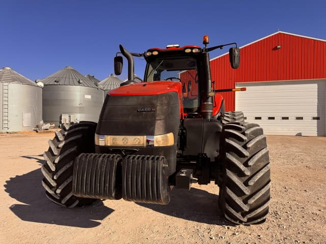 Image of Case IH Magnum 380 RowTrac equipment image 2