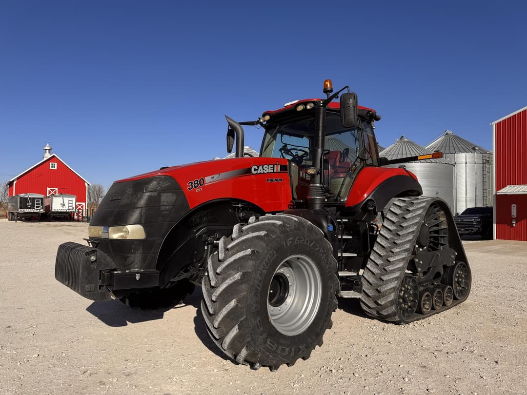 Image of Case IH Magnum 380 RowTrac Primary image