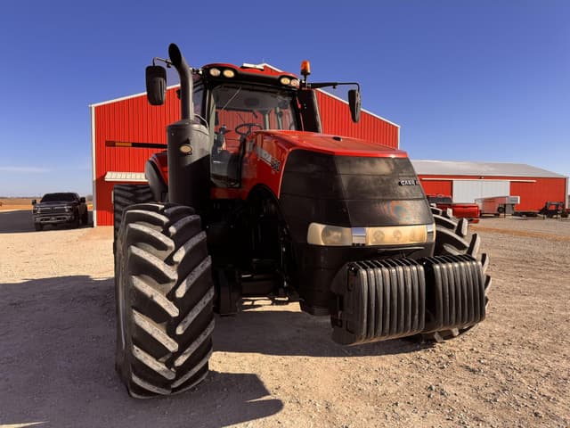 Image of Case IH Magnum 380 RowTrac equipment image 3