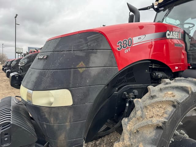 Image of Case IH Magnum 380 equipment image 2