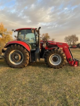 Image of Case IH Maxxum 140 equipment image 4