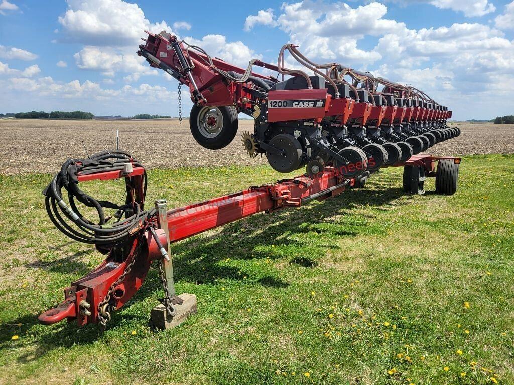 Image of Case IH 1200 Primary image