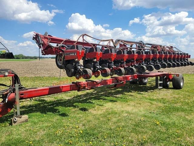 Image of Case IH 1200 equipment image 2