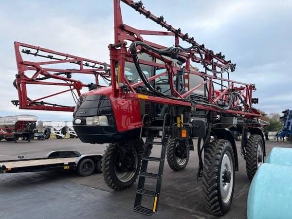 Main image Case IH Patriot 2240