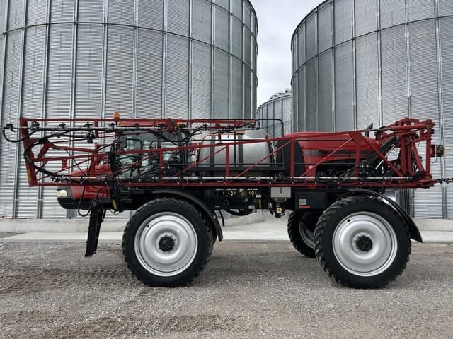 Image of Case IH 3240 Patriot equipment image 2