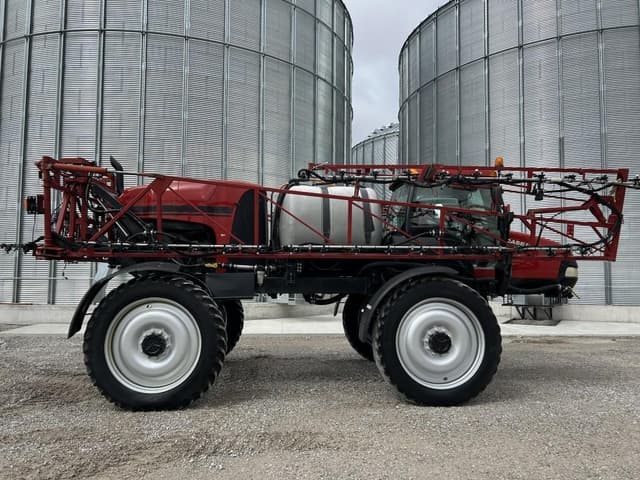 Image of Case IH 3240 Patriot equipment image 3