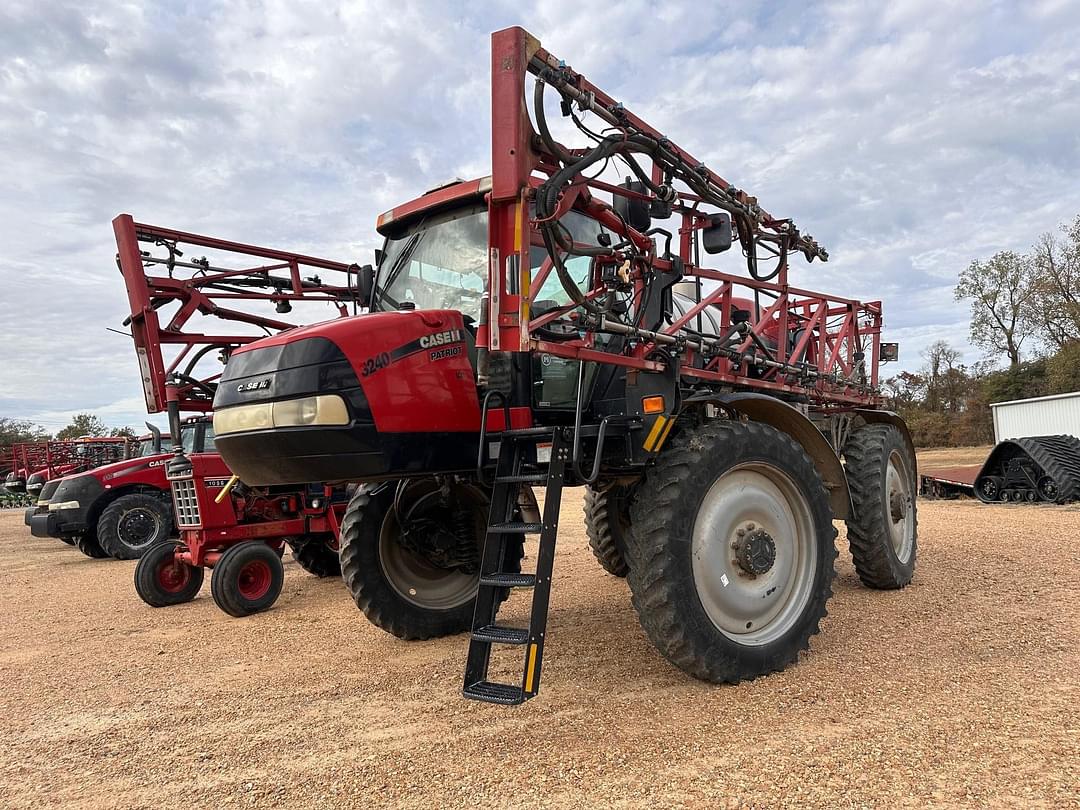 Image of Case IH Patriot 3240 Primary image