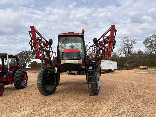 Image of Case IH Patriot 3240 equipment image 1