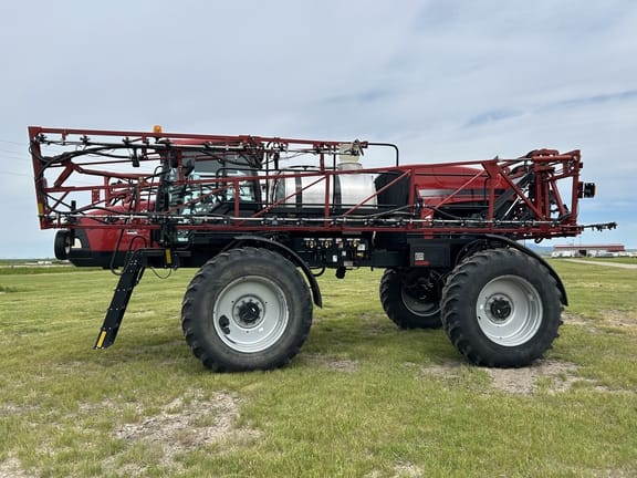 2015 Case IH 3240 Patriot Equipment Image0