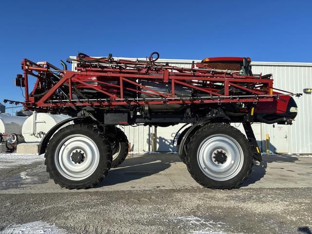 Image of Case IH Patriot 3340 equipment image 2