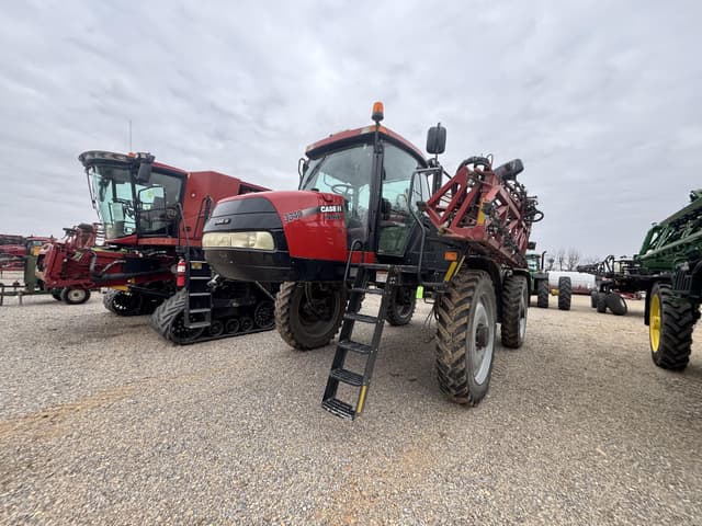 Image of Case IH Patriot 3340 equipment image 2