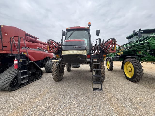 Image of Case IH Patriot 3340 equipment image 4