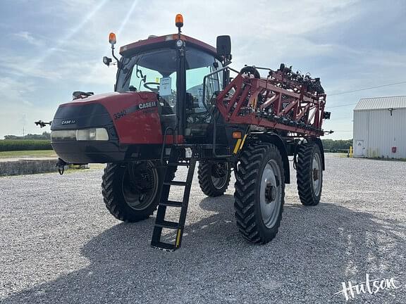 Image of Case IH Patriot 3340 equipment image 1