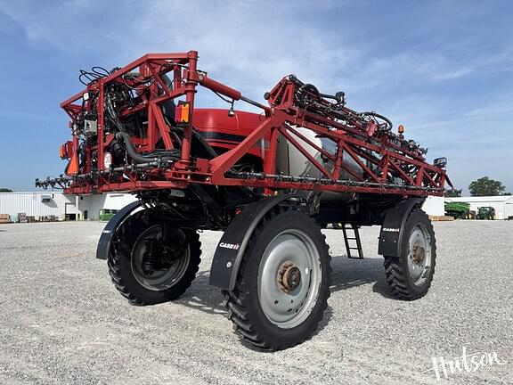 Image of Case IH Patriot 3340 equipment image 3