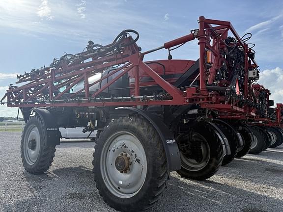 Image of Case IH Patriot 3340 equipment image 4