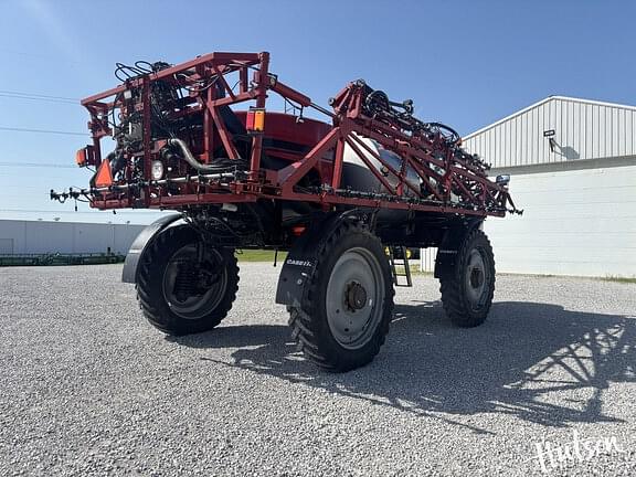 Image of Case IH Patriot 3340 equipment image 3