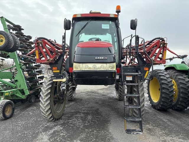 Image of Case IH Patriot 3340 equipment image 2