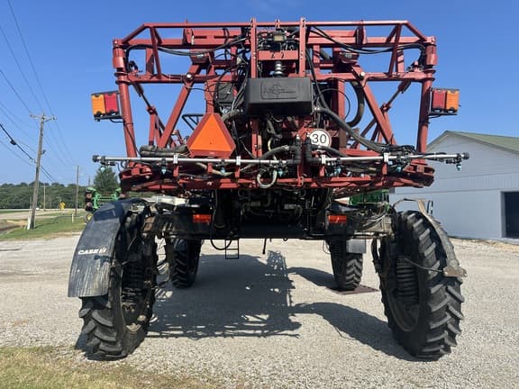 Image of Case IH Patriot 3340 equipment image 3