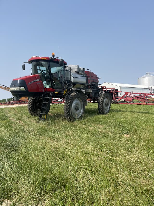 Image of Case IH Patriot 4440 equipment image 3