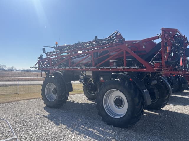 Image of Case IH Patriot 4440 equipment image 4