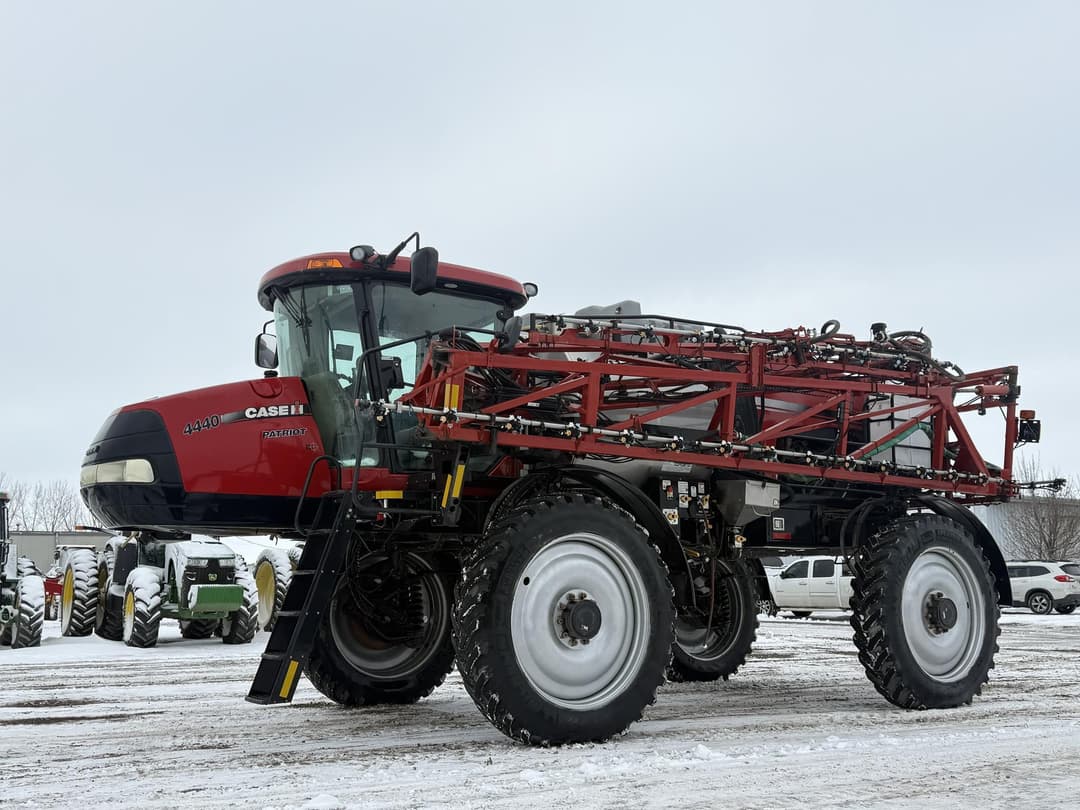 Image of Case IH Patriot 4440 Primary image