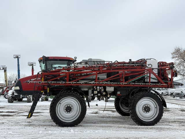 Image of Case IH Patriot 4440 equipment image 1