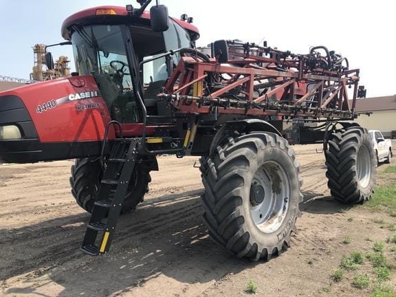 2015 Case IH Patriot 4440 Equipment Image0