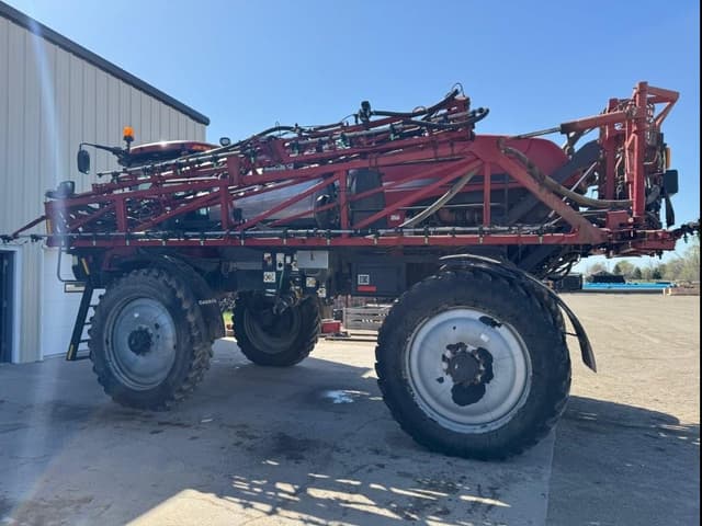 Image of Case IH Patriot 4440 equipment image 2