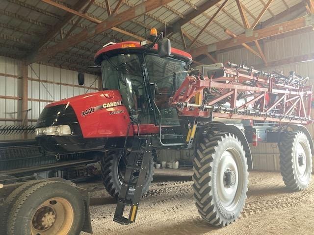 Main image Case IH Patriot 4440