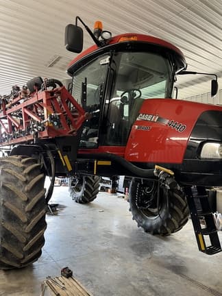 Image of Case IH Patriot 4440 equipment image 1