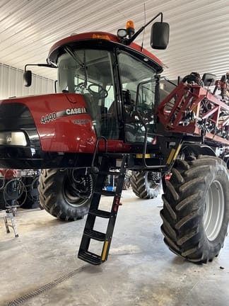2015 Case IH Patriot 4440 Equipment Image0
