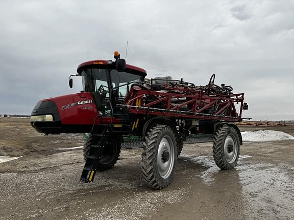 Image of Case IH Patriot 4440 equipment image 1